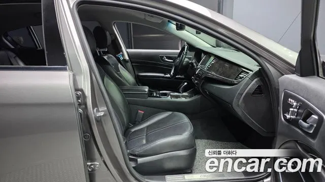 Kia K9 2015 thumb 8