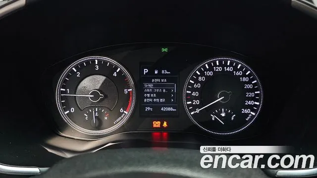 Hyundai Santa Fe 2018 thumb 5
