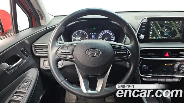 Hyundai Santa Fe 2018 thumb 8