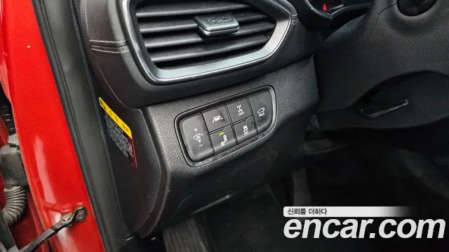 Hyundai Santa Fe 2018 thumb 10