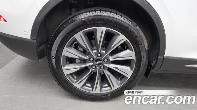 Lincoln Corsair 2021 thumb 12
