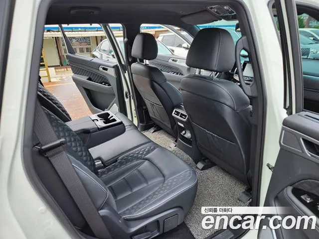 KGM Rexton 2021 thumb 8