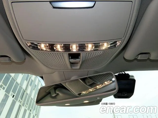 Mercedes-Benz E-Class 2018 thumb 8