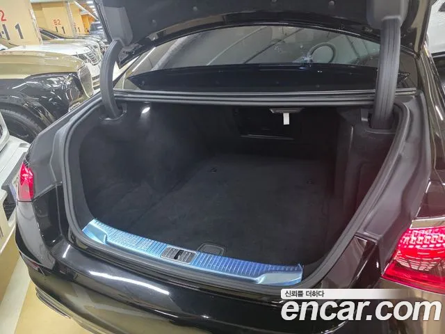 Mercedes-Benz S-Class 2022 thumb 9