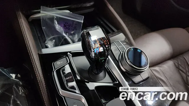BMW 5 серии 2018 thumb 11
