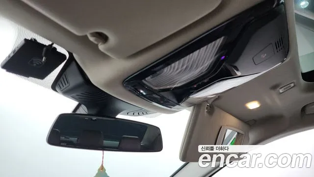 BMW 5 серии 2018 thumb 12