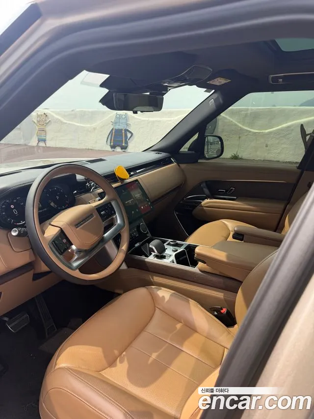 Land Rover Range Rover 2023 thumb 4
