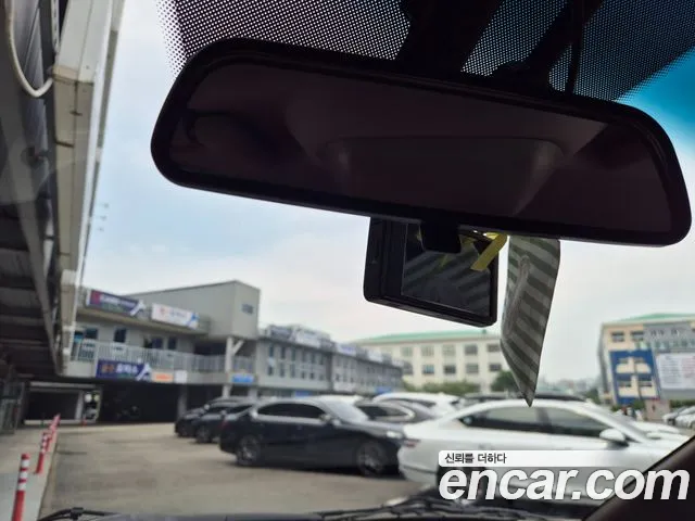 KGM Korando 2017 thumb 6