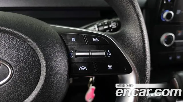 Hyundai Staria 2022 thumb 10