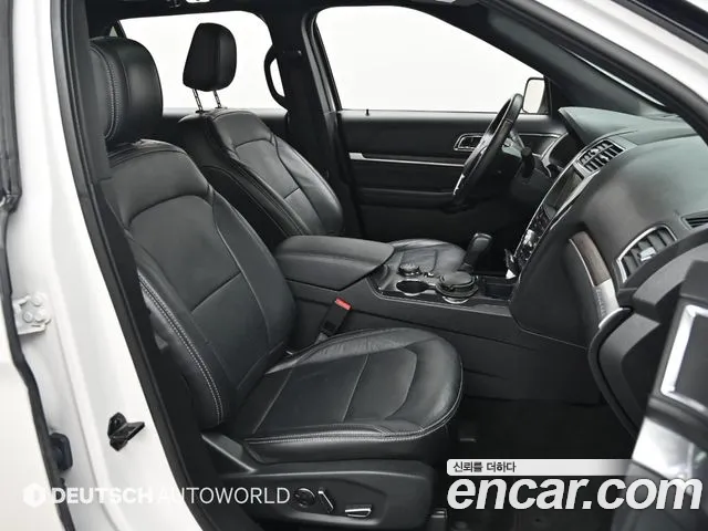 Ford Explorer 2018 thumb 8