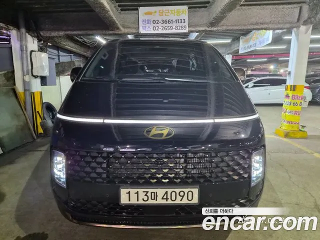 Hyundai Staria 2024 thumb 3