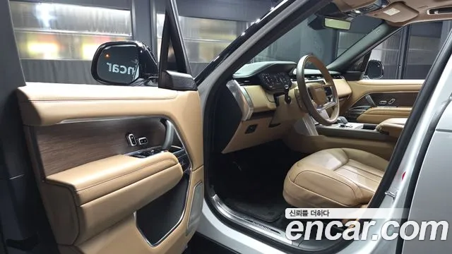 Land Rover Range Rover 2025 thumb 11