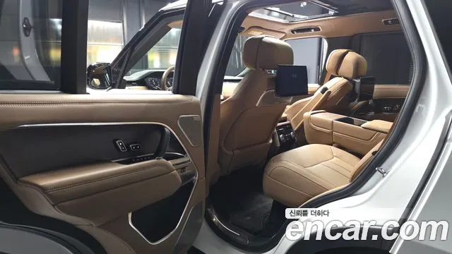 Land Rover Range Rover 2025 thumb 9