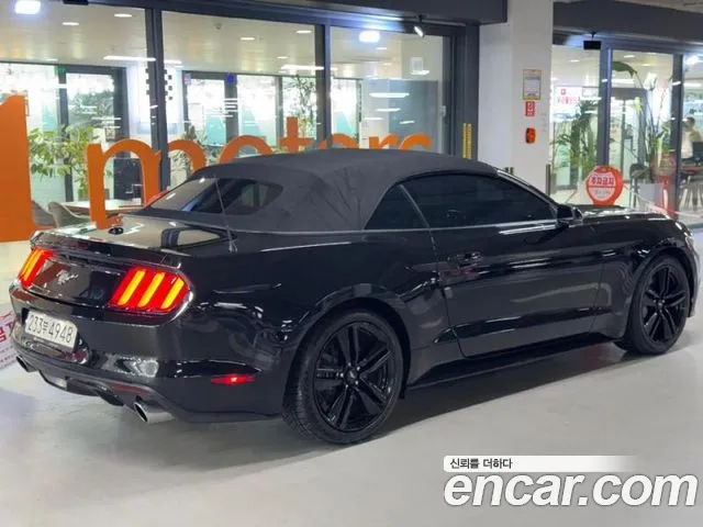 Ford Mustang 2017 thumb 9
