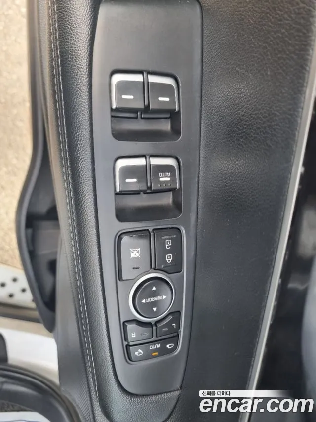 Kia Sorento 2015 thumb 10