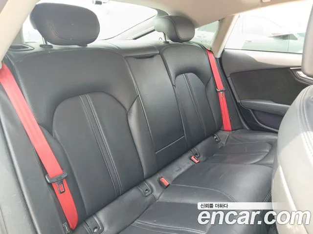 Audi A7 2015 thumb 11