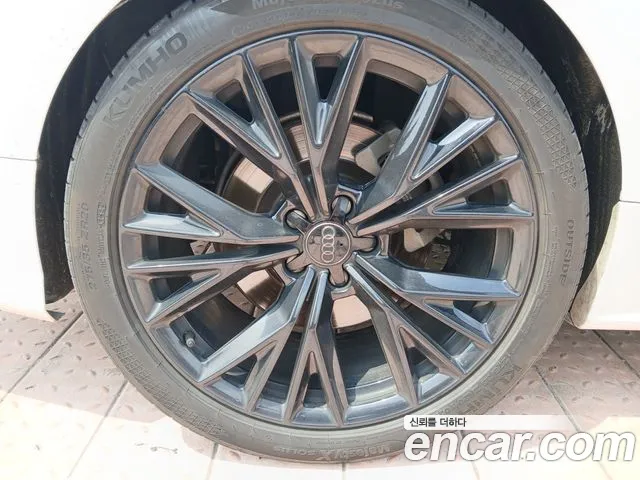 Audi A7 2015 thumb 5