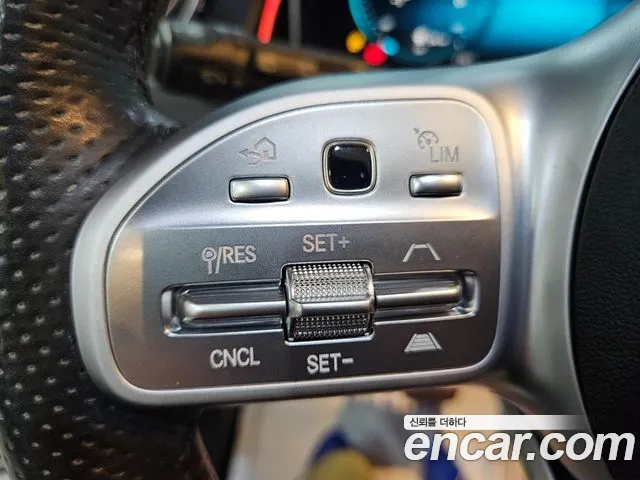 Mercedes-Benz GLB 2020 thumb 7