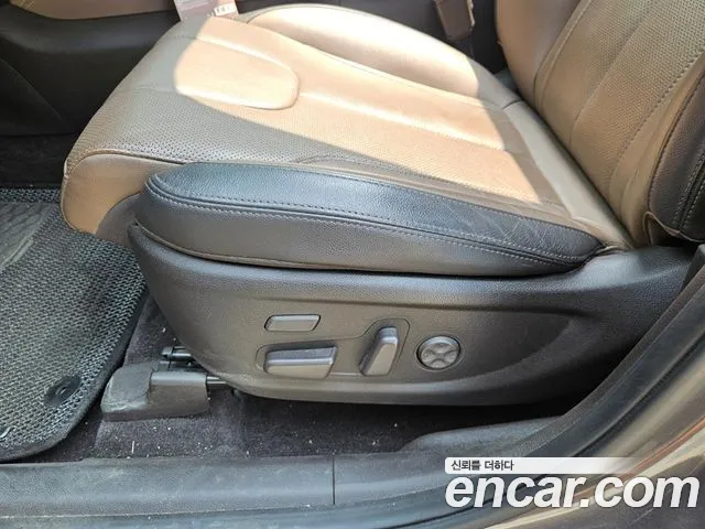 Hyundai Santa Fe 2018 thumb 6
