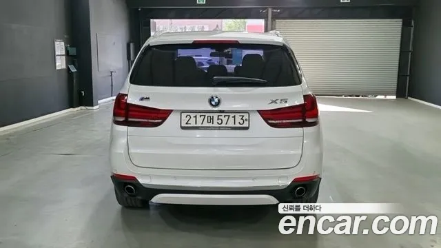 BMW X5 2015 thumb 12