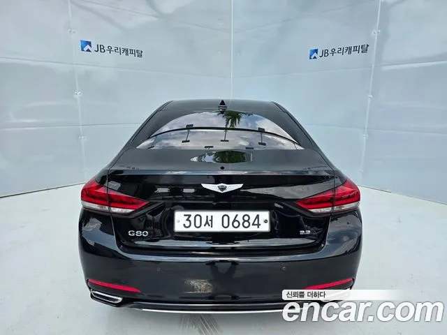 Genesis G80 2016 thumb 11