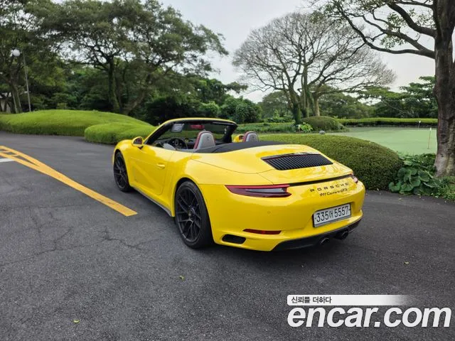 Porsche 911 2019 thumb 9