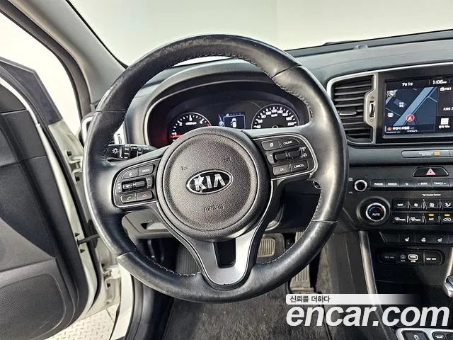 Kia Sportage 2018 thumb 12