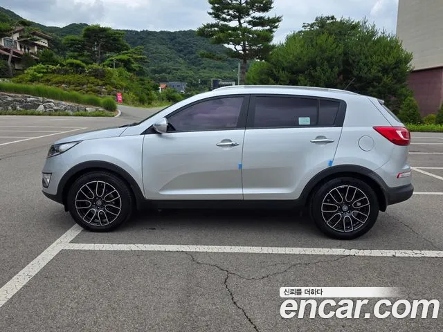 Kia Sportage 2011 thumb 2