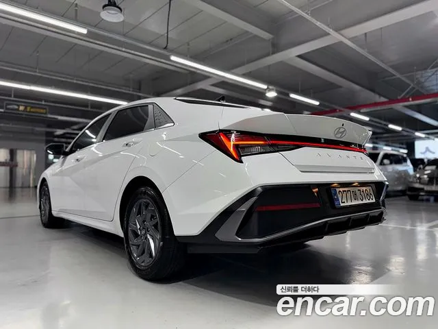Hyundai Avante 2023 thumb 3