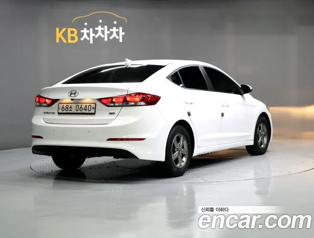 Hyundai Avante 2016 thumb 10