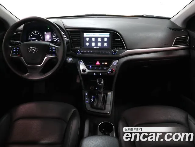 Hyundai Avante 2018 thumb 10