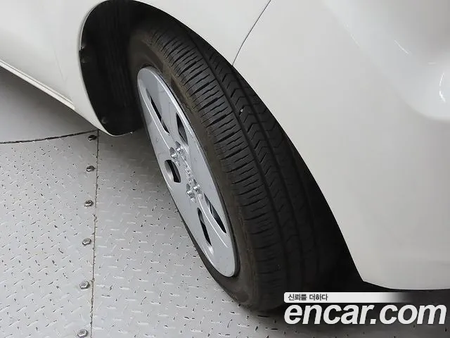 Kia Ray 2020 thumb 2