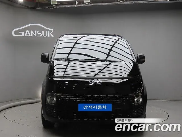 Hyundai Staria 2022 thumb 3