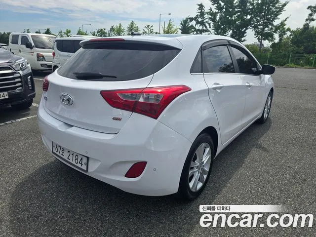 Hyundai i30 2014 thumb 2