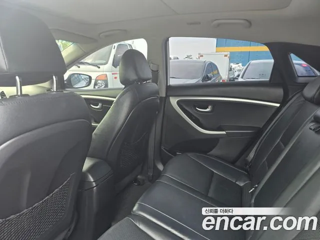 Hyundai i30 2014 thumb 10