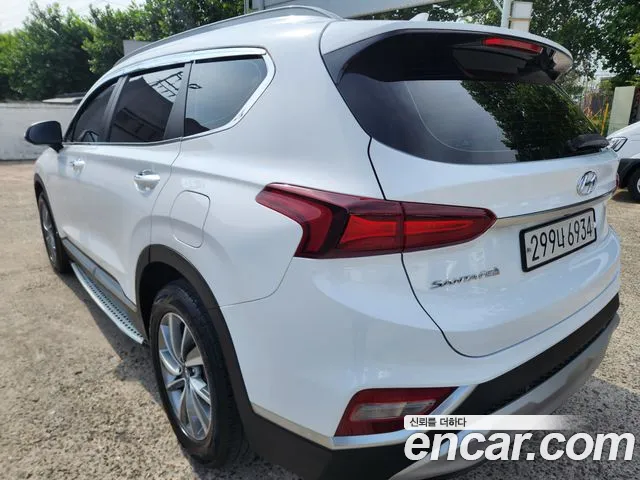 Hyundai Santa Fe 2019 thumb 6