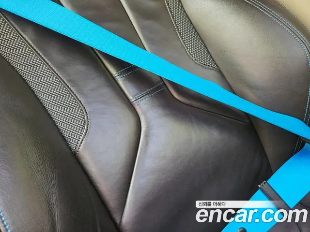 BMW i8 2016 thumb 4