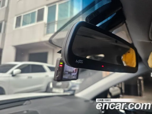 Hyundai Grandeur 2017 thumb 9