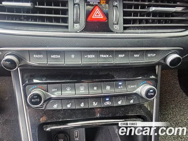 Hyundai Grandeur 2017 thumb 2