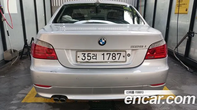 BMW 5 серии 2008 thumb 2