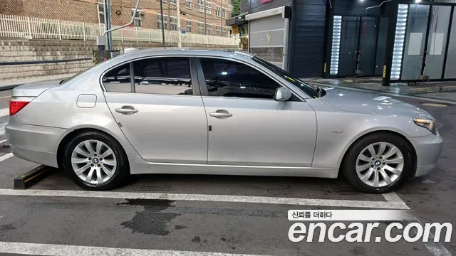 BMW 5 серии 2008 thumb 8