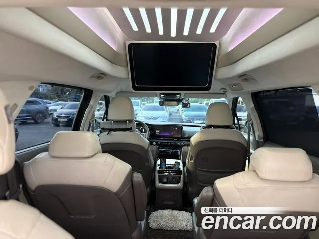 Kia Carnival 2021 thumb 6