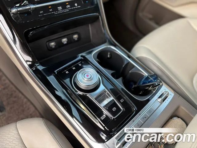Kia Carnival 2021 thumb 11
