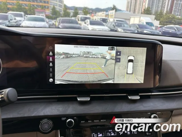 Kia Carnival 2021 thumb 12