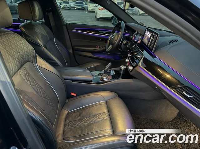 BMW 5 серии 2022 thumb 4