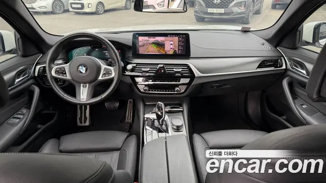 BMW 5 серии 2023 thumb 3