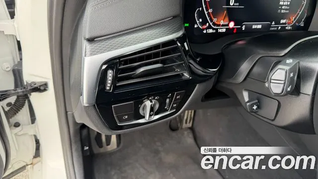 BMW 5 серии 2023 thumb 8