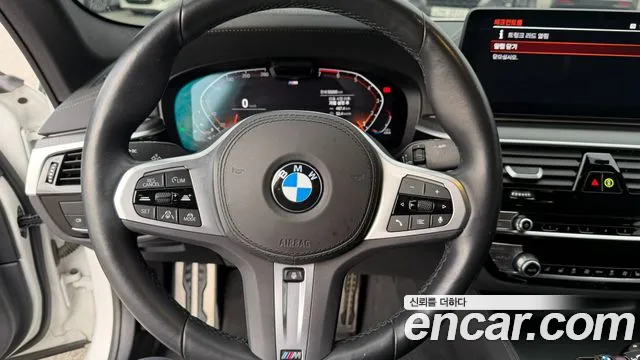 BMW 5 серии 2023 thumb 12
