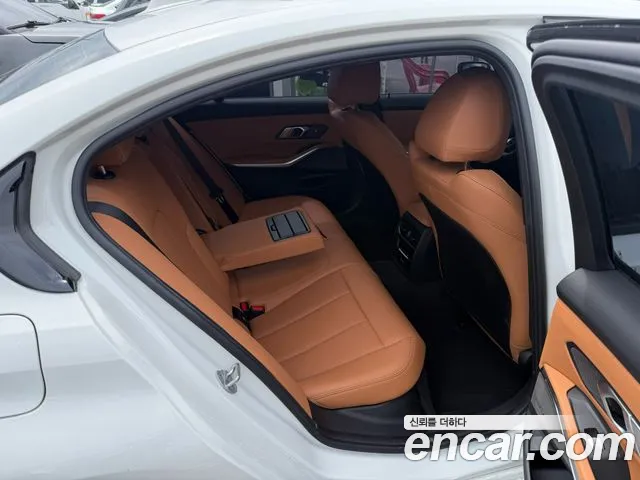 BMW 3 серии 2025 thumb 7