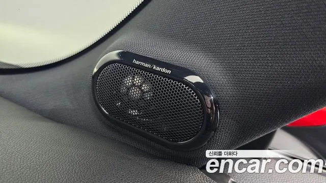Mini Cooper S 2022 thumb 2